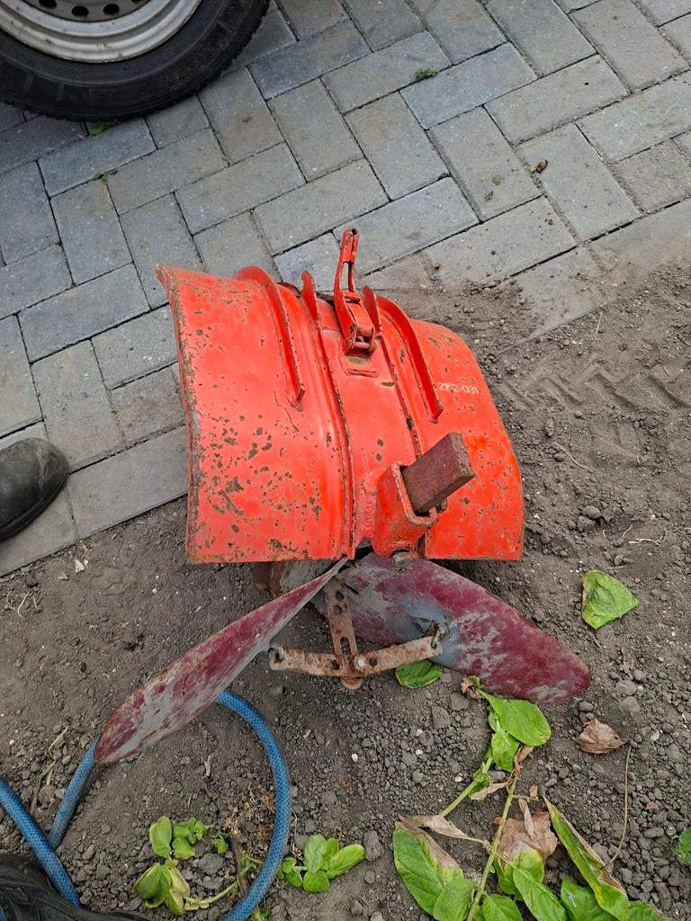 Tk nette Agria 2100 3100 aanaarder met kap vorentrekker., Ophalen