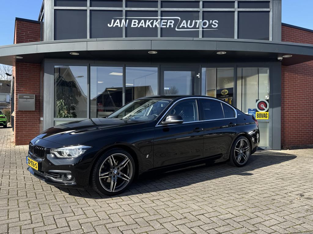 BMW 3-serie 330e Executive ✅ 18inch ✅ Bluetooth ✅Perfe, Auto's, 1998 cc, Gebruikt, 4 cilinders, Zwart