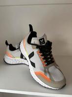 Veja sneakers maat 36, Ophalen of Verzenden, Zo goed als nieuw, Sneakers of Gympen