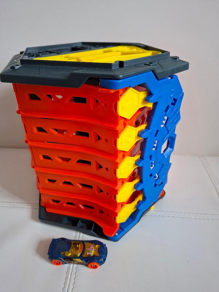 Hot Wheels Roll-out Race Track Set (GYX11), Ophalen, Racebaan, Zo goed als nieuw, Hot Wheels