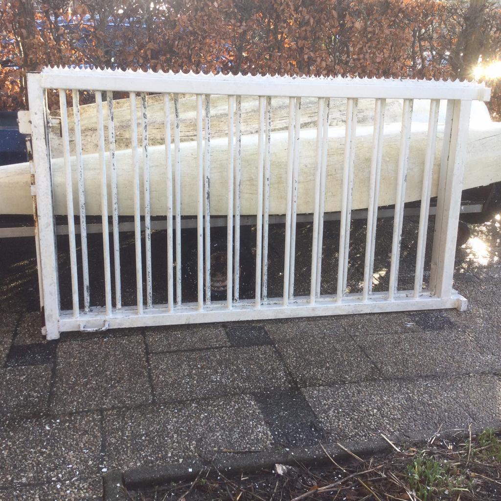 Draaihek, Tuin en Terras, Ophalen, Zo goed als nieuw, IJzer, Spijlenhekwerk