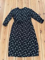 Uniqlo jurk - Zwart Wit Bloemen - Maat Large / 42, Zwart, Maat 42/44 (L), Ophalen of Verzenden, Zo goed als nieuw