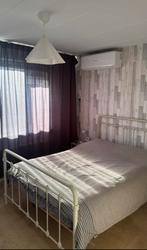 Bed, metallen bedframe 140*200 met lattenbodems en matras, Huis en Inrichting, Slaapkamer | Bedden, Ophalen, Gebruikt, Tweepersoons