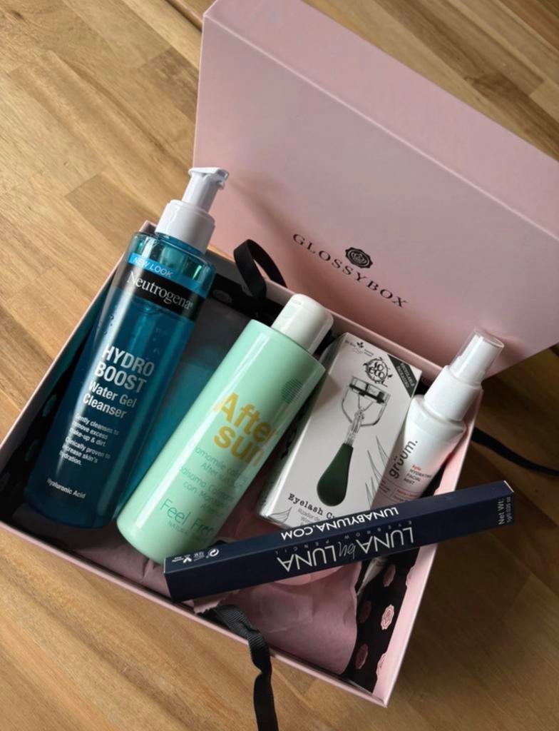 Glossybox en Cocos haarmasker en slaapmakser, Sieraden, Tassen en Uiterlijk, Uiterlijk | Cosmetica en Make-up, Overige kleuren