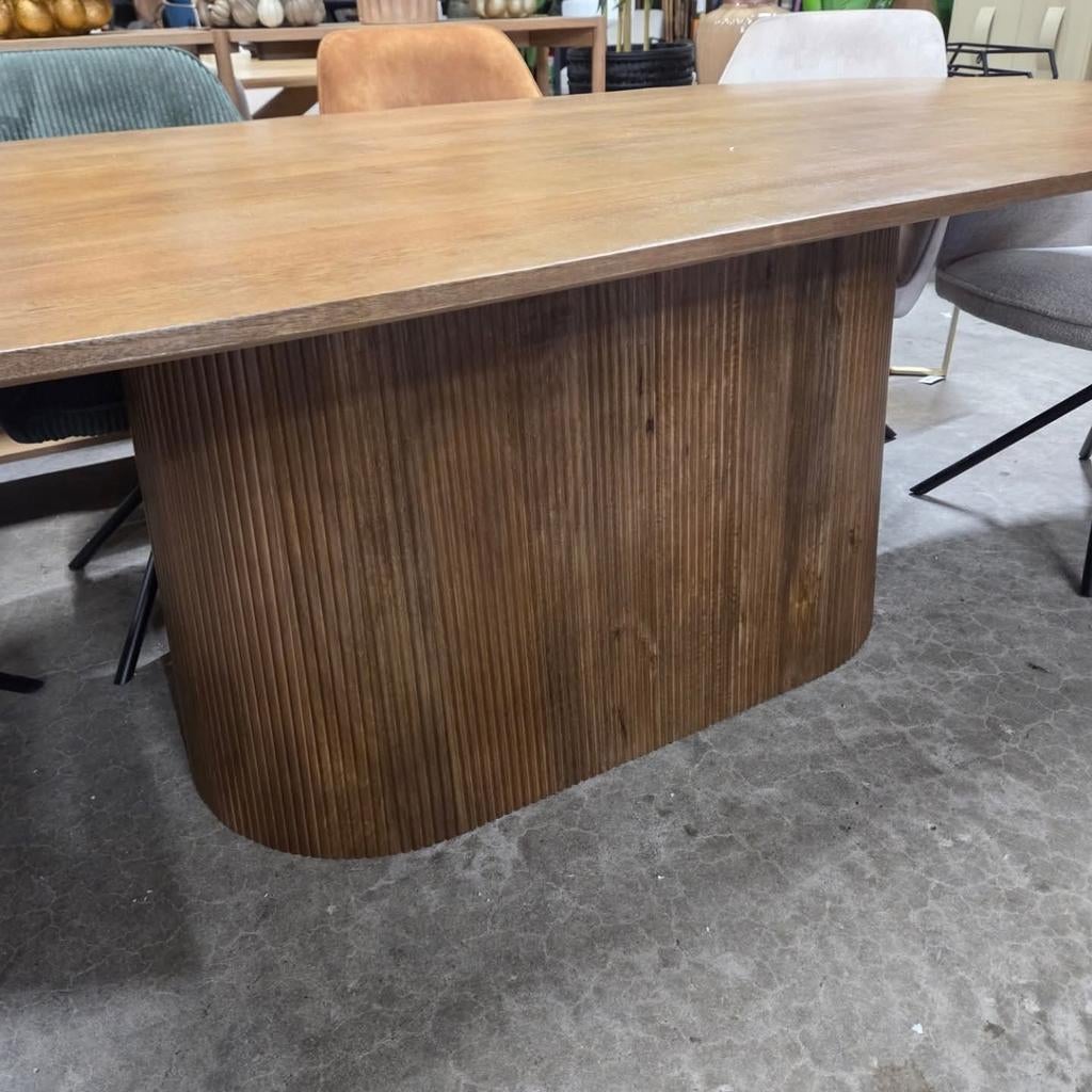 Eettafel Olav 230 cm Mangohout van Sohome, Ophalen