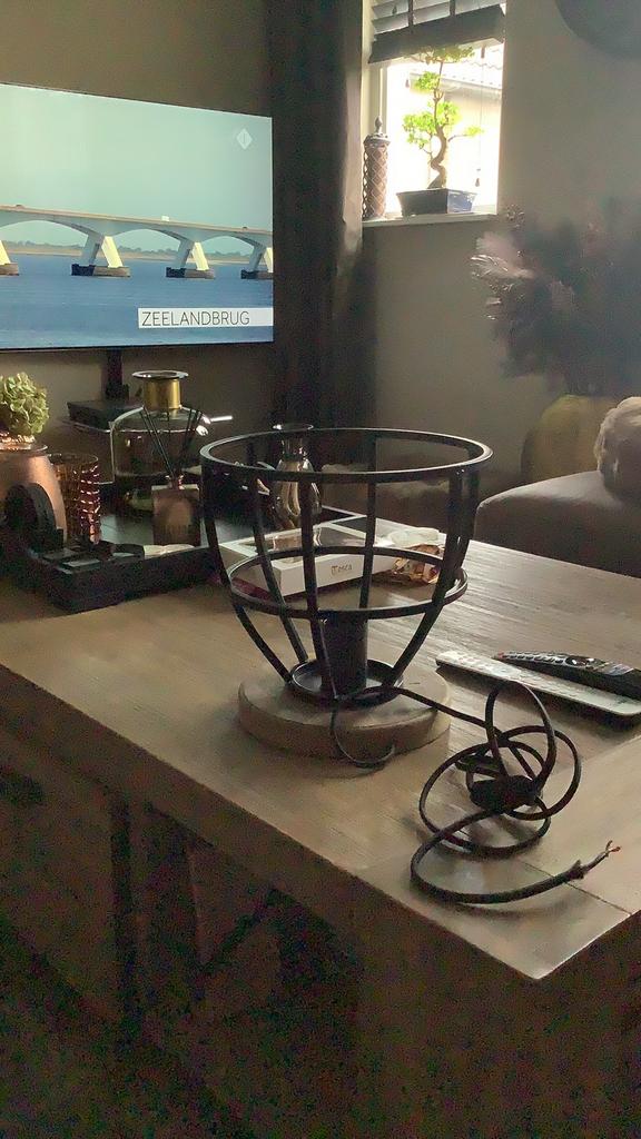 Brilliant tafellamp Matrix groot 25x25 cm, Ophalen, Zo goed als nieuw, Minder dan 50 cm