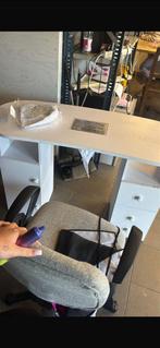 Nageltafel met ingebouwde afzuiging - Gebruikt, Ophalen of Verzenden, Gebruikt, Bureau