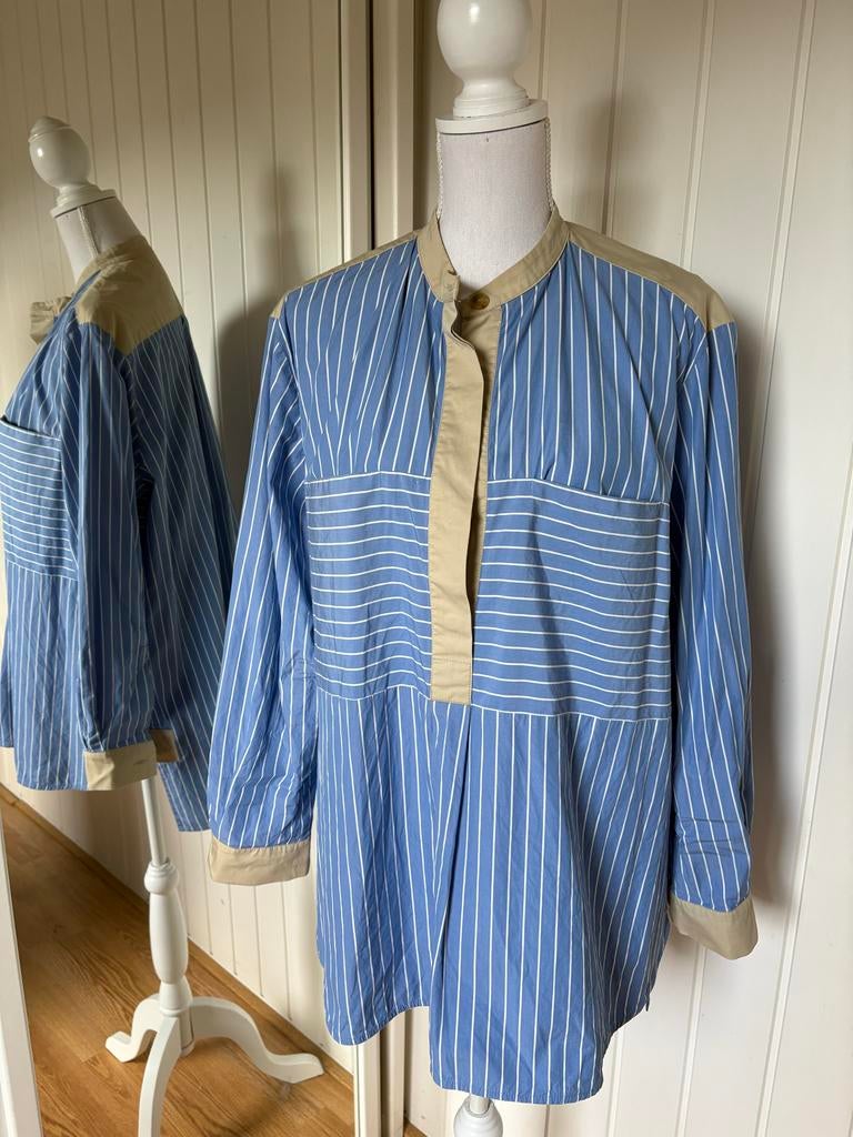 Maxmara Weekend blouse maat 42, Kleding | Dames, Ophalen of Verzenden, Zo goed als nieuw, Maat 42/44 (L), Blauw