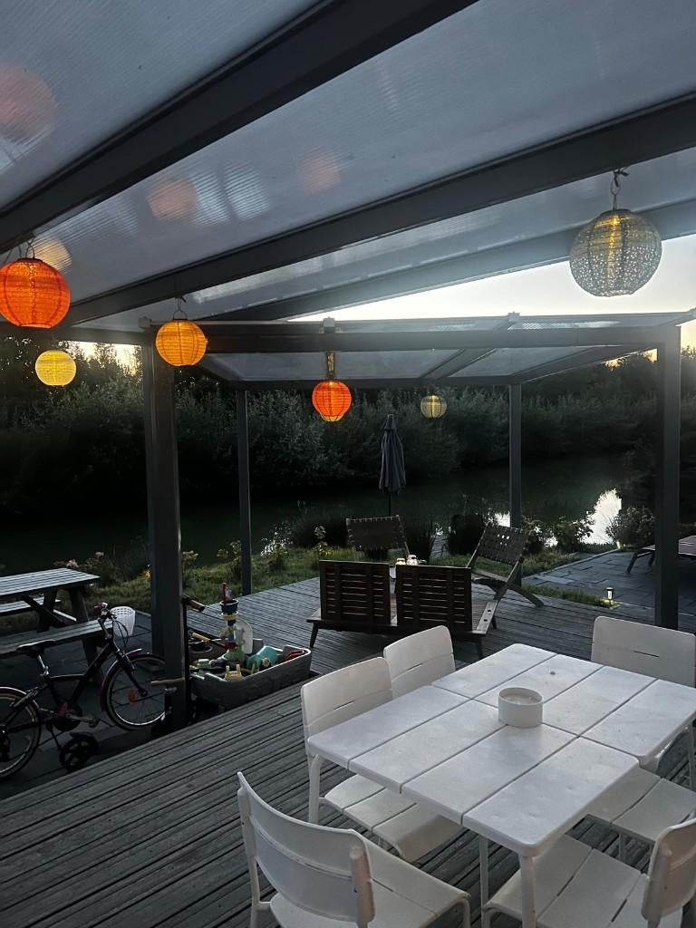 Jonge chalet 2021 – 8p, airco, 2 badkamers, eigen steiger, Meer dan 6