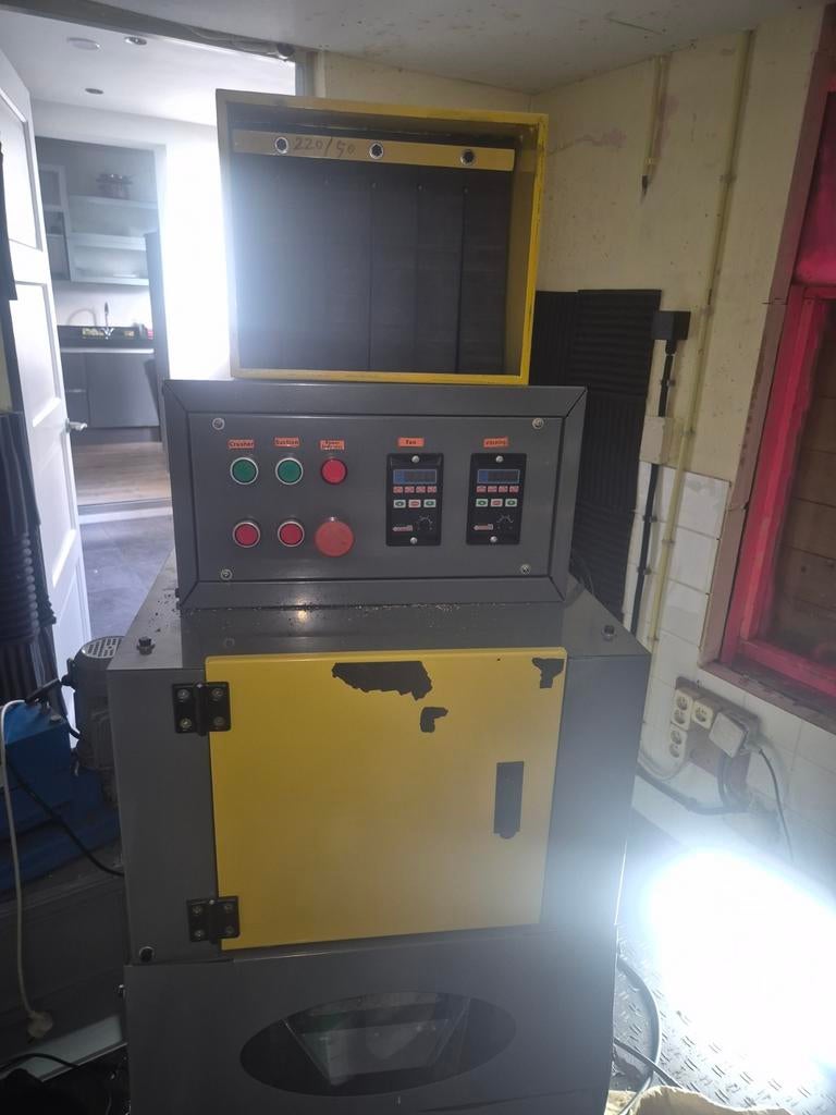 Kabel granulator, Ophalen