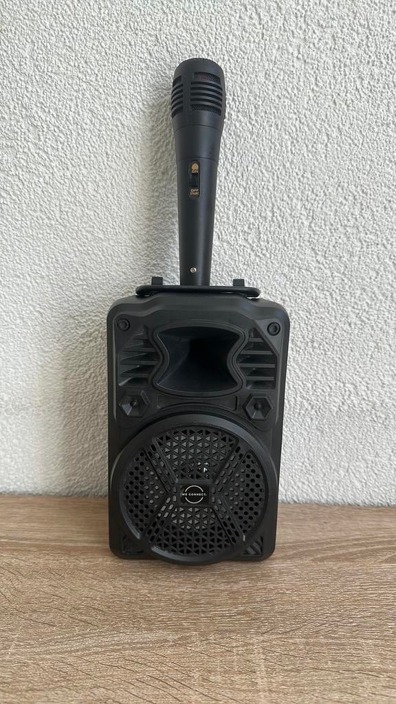Karaoke box met 1 microfoon zonder snoer, Ophalen, Zo goed als nieuw