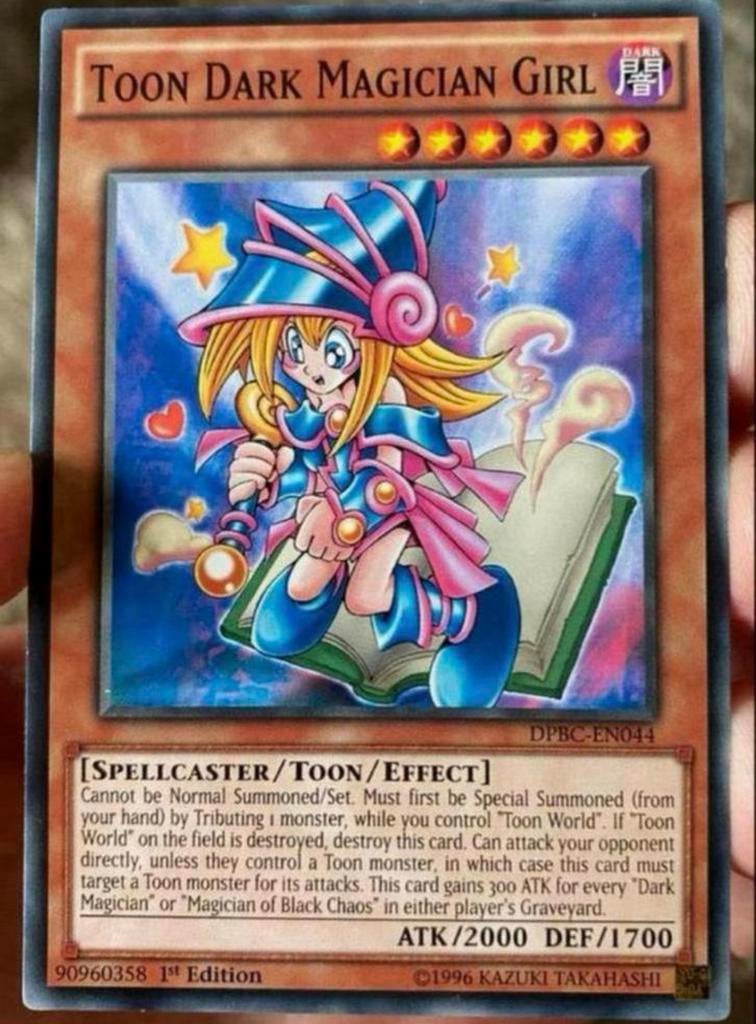 Yu-Gi-Oh! Toon Dark Magician Girl DPBC 1st Edition !, Hobby en Vrije tijd, Verzamelkaartspellen | Yu-gi-Oh!, Ophalen of Verzenden