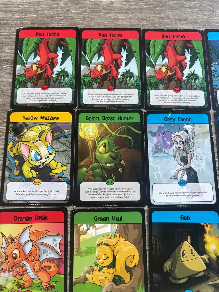 18 Neopets kaarten - Gebruikte staat, Ophalen of Verzenden, Gebruikt, Meerdere kaarten
