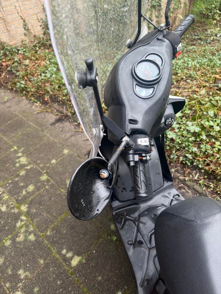 Kymco scooter voor onderdelen - rijdt niet, Ophalen, Gebruikt, Maximaal 45 km/u, 50 cc