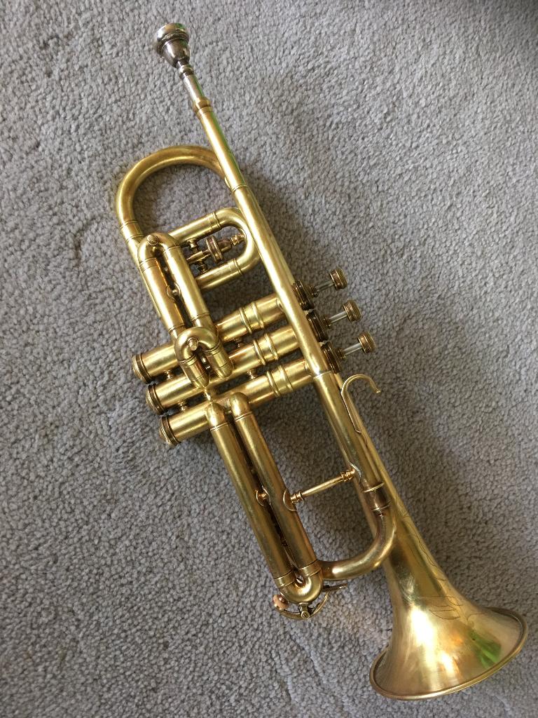 Conn A80 new wonder cornet 1940, Ophalen of Verzenden, Gebruikt, Bes-trompet, Met koffer