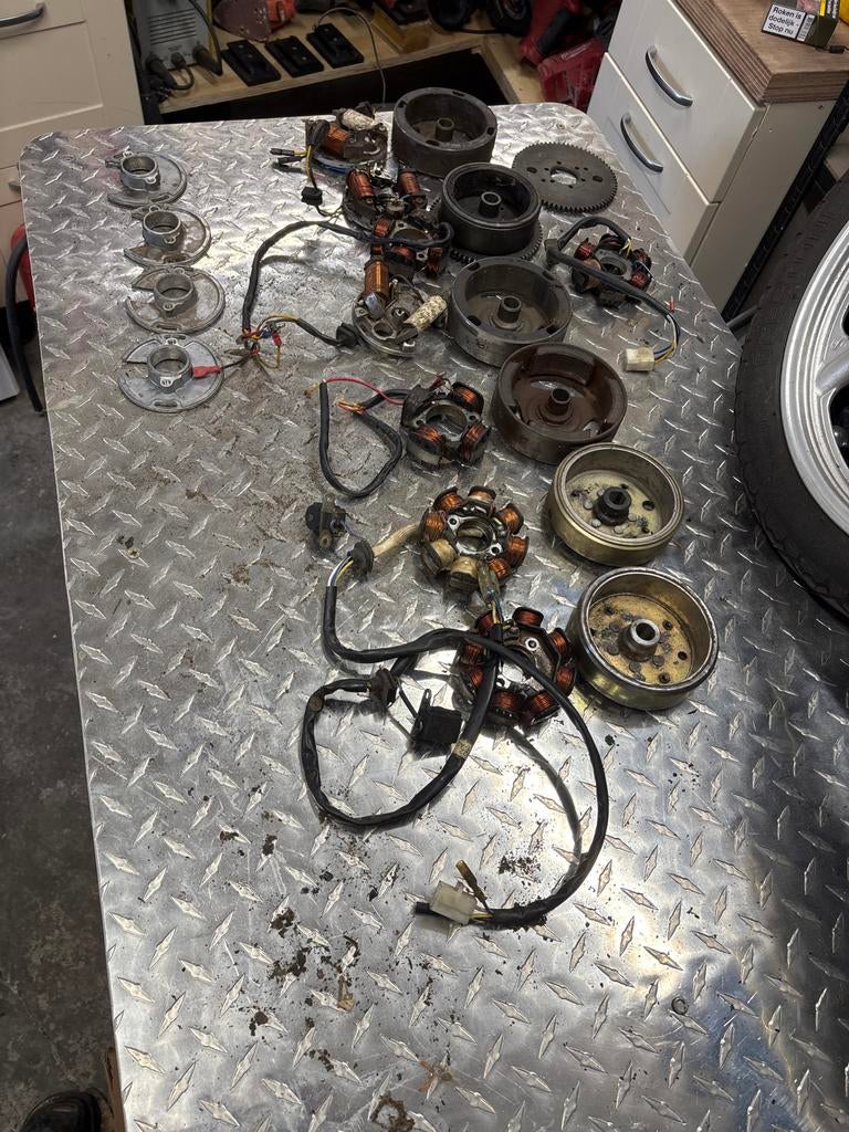 Diverse ontstekingen, veelal van Tomos, Ophalen of Verzenden, Gebruikt, Overige typen, Tomos