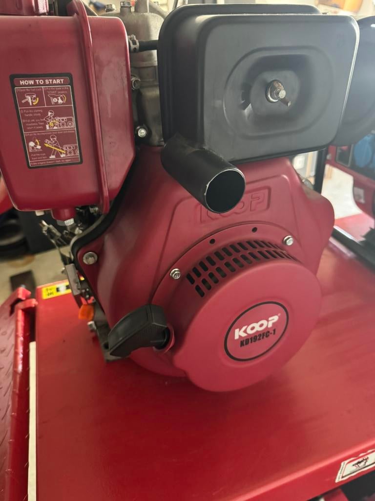 diesel motor 1 cilinder  -  clone YANMAR  diesel, Ophalen of Verzenden, Gebruikt