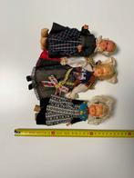 Set van 3 vintage mini poppen in klederdracht, Ophalen of Verzenden, Gebruikt, Overige typen