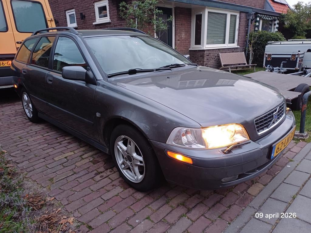 Volvo V40 1.8 2003 Grijs LPG | Motorisch nakijken!, Auto's, Volvo, Particulier, V40, Airbags, Airconditioning, Cruise Control