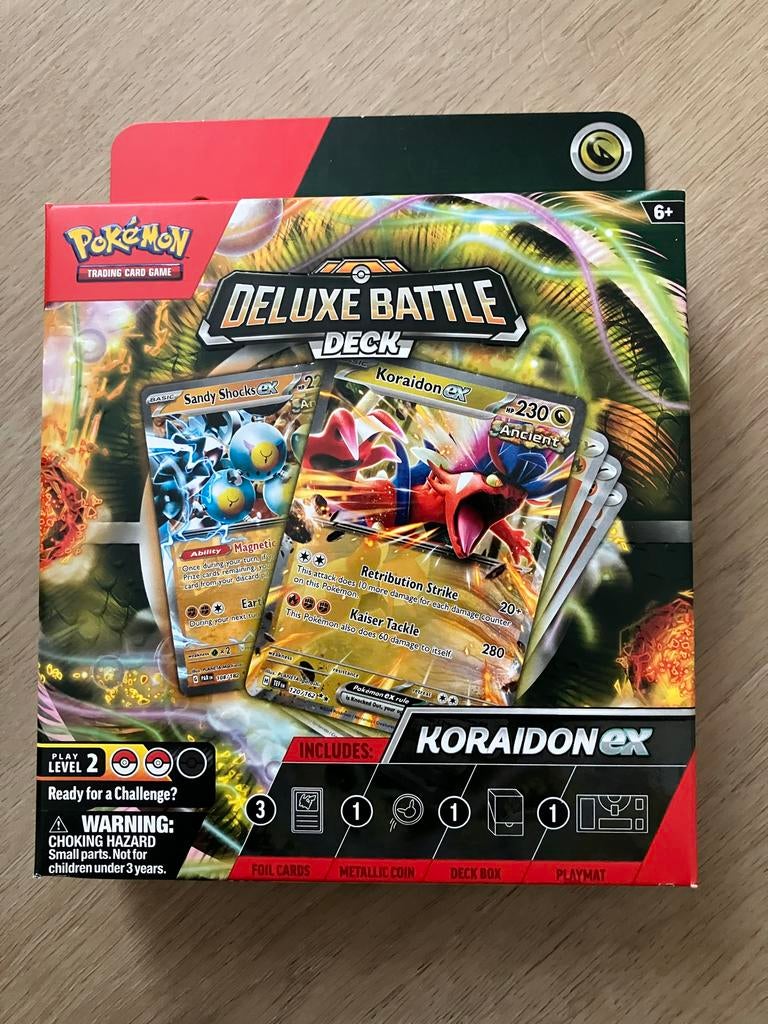 Pokémon TCG Deluxe Battle Deck Koraidon ex, Ophalen of Verzenden, Nieuw, Speeldeck