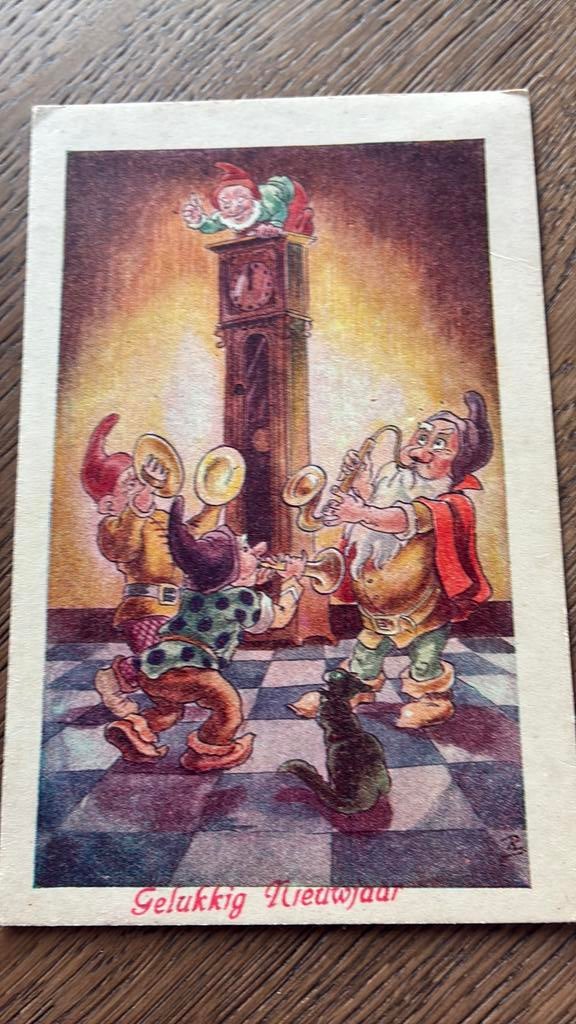 Kabouterorkestje bij klok. Nieuwjaar., Ophalen of Verzenden, 1920 tot 1940, Gelopen