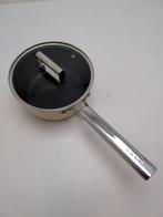 SMEG sauspan 20 cm crème, licht gebruikt met krasjes op rand, Info@mystore.nl, Bruggestraat 18, Keramische plaat, Koekenpan of Braadpan