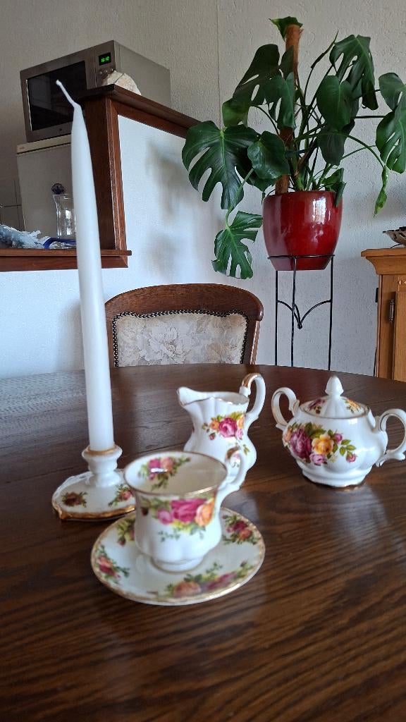 Royal Albert Old Country Roses porselein diverse items, Ophalen, Gebruikt, Porselein, Overige typen