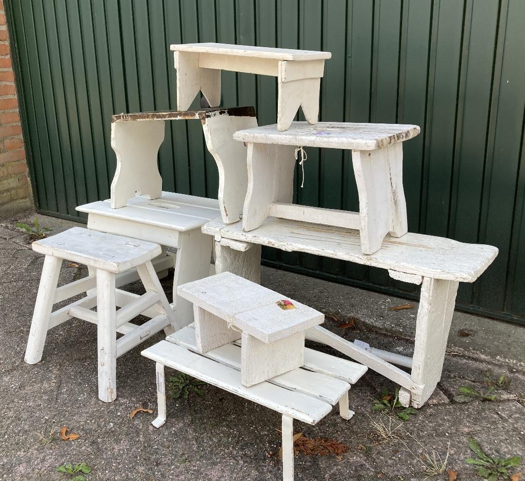 9x Brokante houten krukje - vensterbankje - voetenbankje, Antiek en Kunst, Curiosa en Brocante, Ophalen of Verzenden