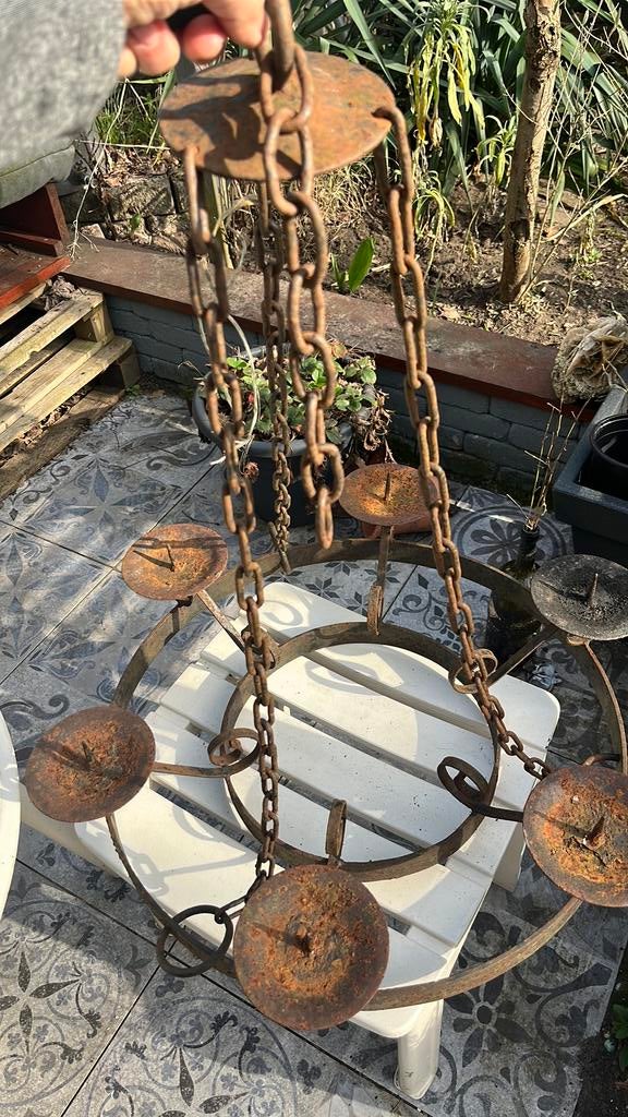 Rustieke brokante kroonluchter., Tuin en Terras, Tuinwanddecoratie, Gebruikt, Ophalen