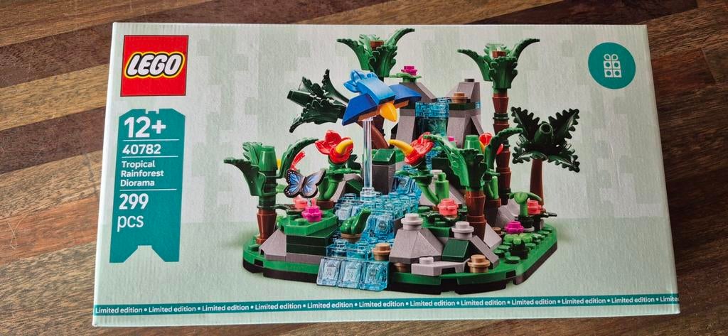 LEGO 40782 Tropical Rainforest Diorama Limited Edition, Kinderen en Baby's, Speelgoed | Duplo en Lego, Overige thema's, Lego, Nieuw