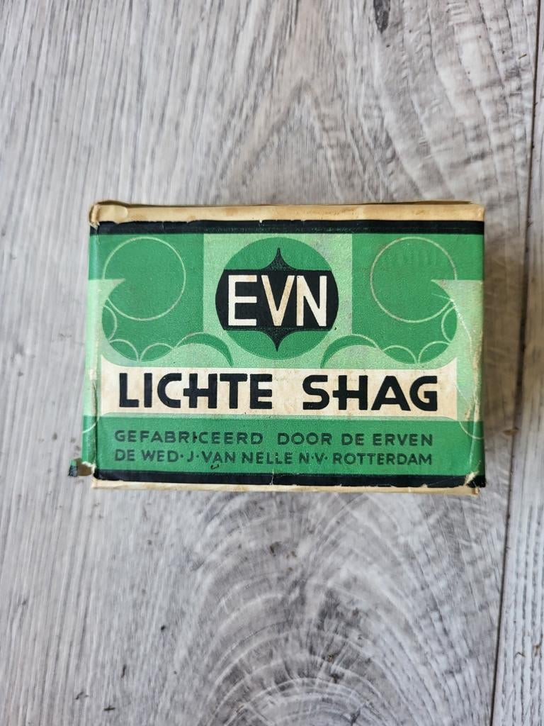 Te koop vintage pakje van nelle shag, Verzamelen, Ophalen of Verzenden, Gebruikt, Aansteker
