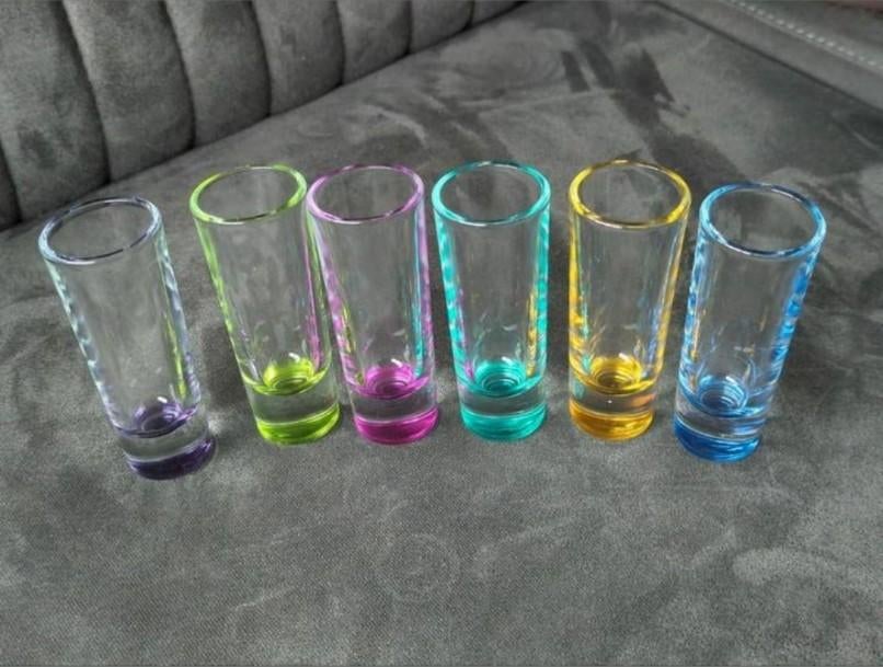 Borrelglaasjes - zes stuks, Verzamelen, Glas en Borrelglaasjes, Ophalen of Verzenden, Zo goed als nieuw, Borrel- of Shotglas