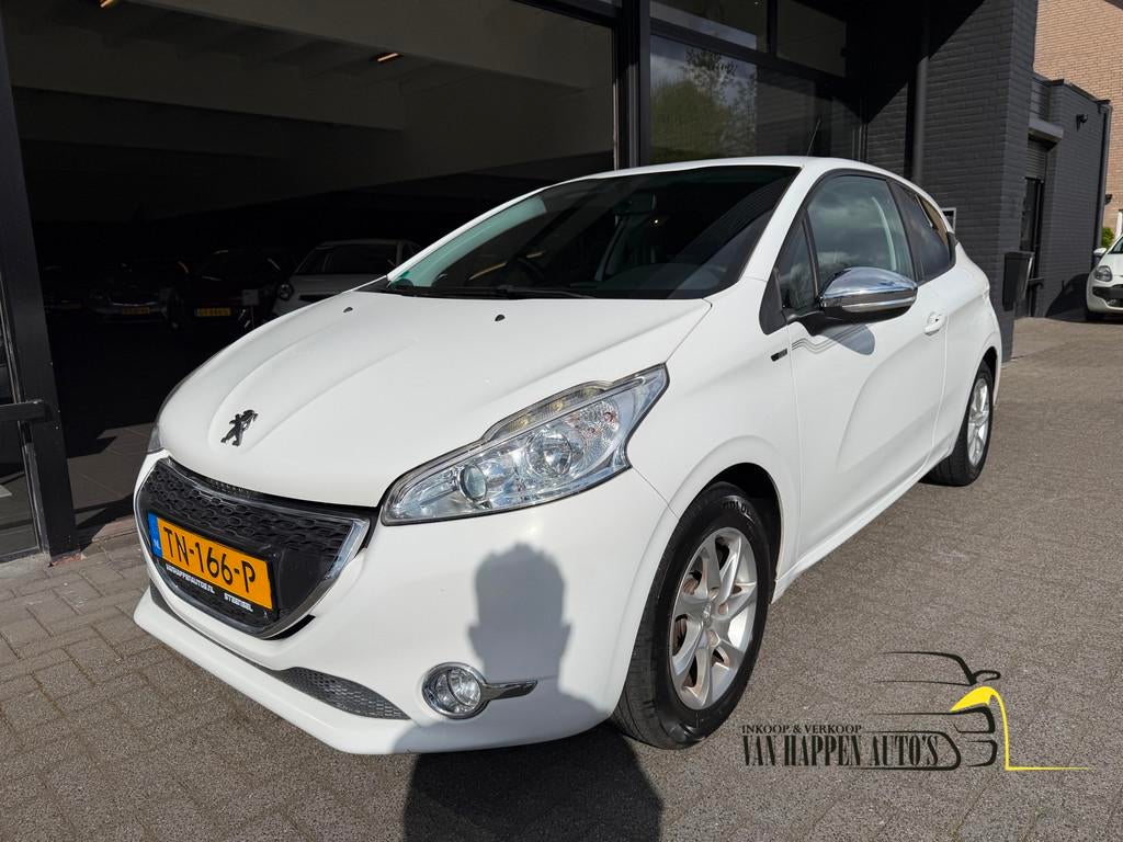 Peugeot 208 1.2 VTi Access, Auto's, Voorwielaandrijving, Euro 5, Gebruikt, 31 €/maand