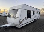 Fendt Palace 700 2022 | Queensbed | Airco, Caravans en Kamperen, Caravans, 7 tot 8 meter, Bedrijf, Treinzit, Fendt