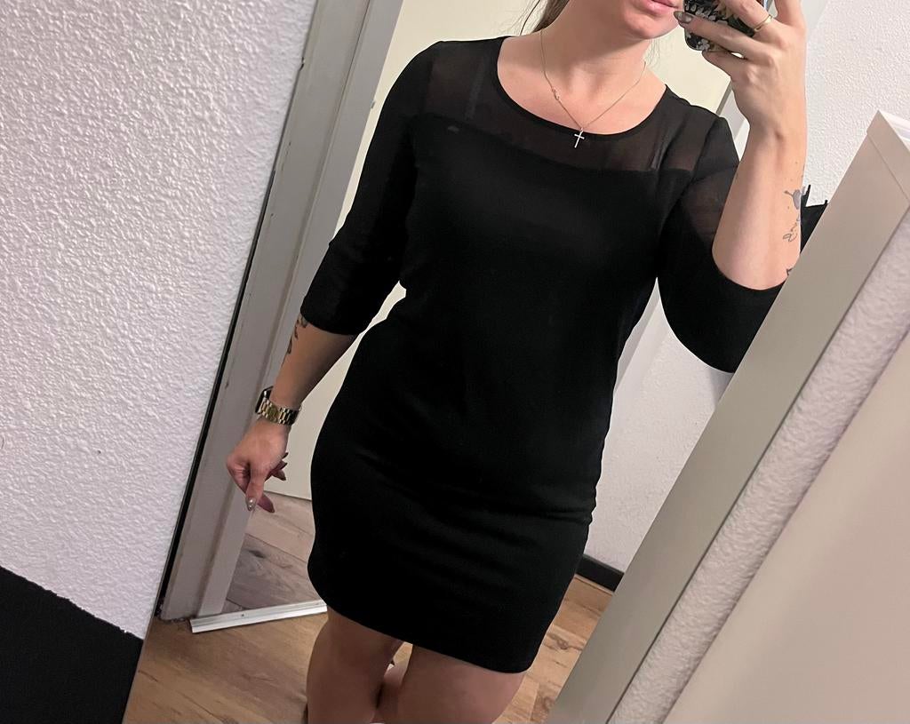 Little black dress, Kleding | Dames, Jurken, Ophalen of Verzenden, Zo goed als nieuw, Zwart, Boven de knie