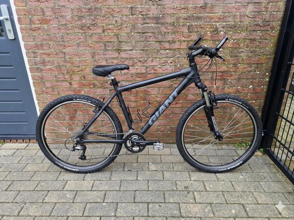 Giant mountainbike, mat zwart, Fietsen en Brommers, Ophalen, Gebruikt, Giant