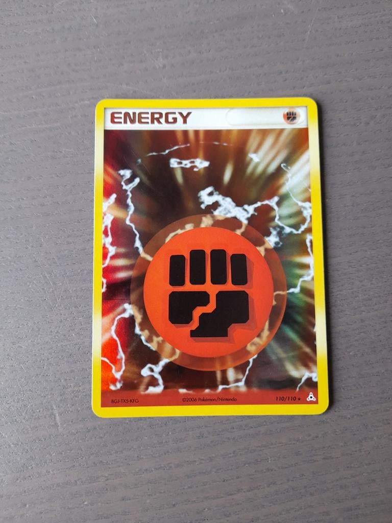 2006 holon phantoms 110/110 fighting energy holo, Ophalen of Verzenden, Gebruikt, Losse kaart, Foil