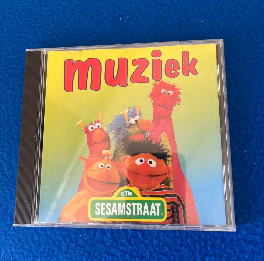 CD Sesamstraat Muziek, Ophalen, Zo goed als nieuw