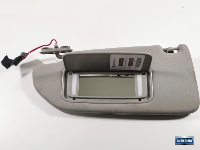 Zonneklep van een Volvo V70, Gebruikt, -, -, Ophalen of Verzenden