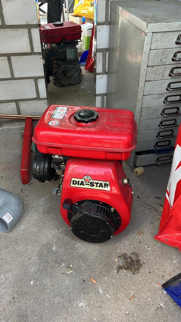 Dia star motor, Ophalen, Zo goed als nieuw, Minder dan 1400 rpm
