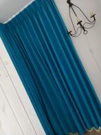 Aqua kleurig gordijn, suède look& touch. 150 breed, 230 hoog, Huis en Inrichting, Stoffering | Gordijnen en Lamellen, Ophalen