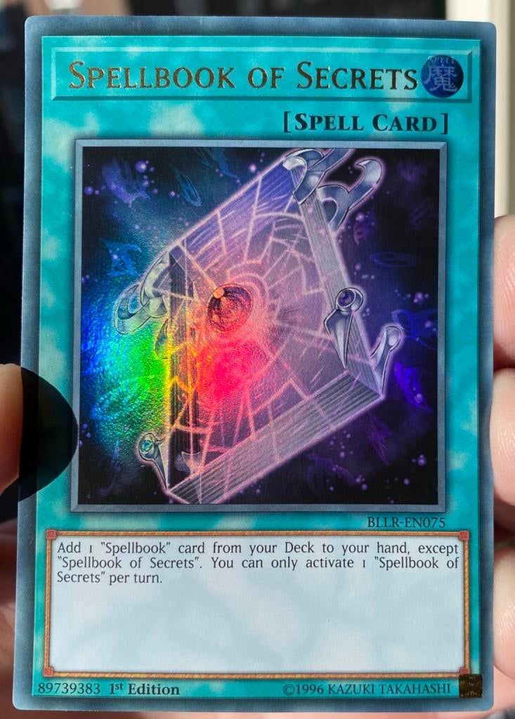Yu-Gi-Oh! Spellbook of Secrets BLLR 1st Ed M/NM, Ophalen of Verzenden, Zo goed als nieuw, Losse kaart, Foil