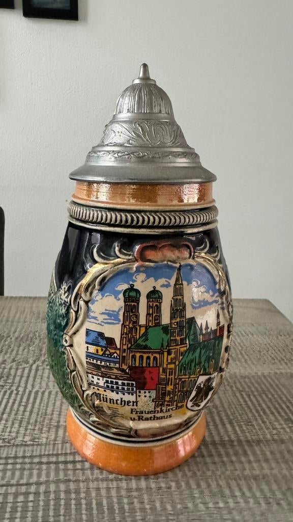 Bierpul met deksel, München, Ophalen, Gebruikt
