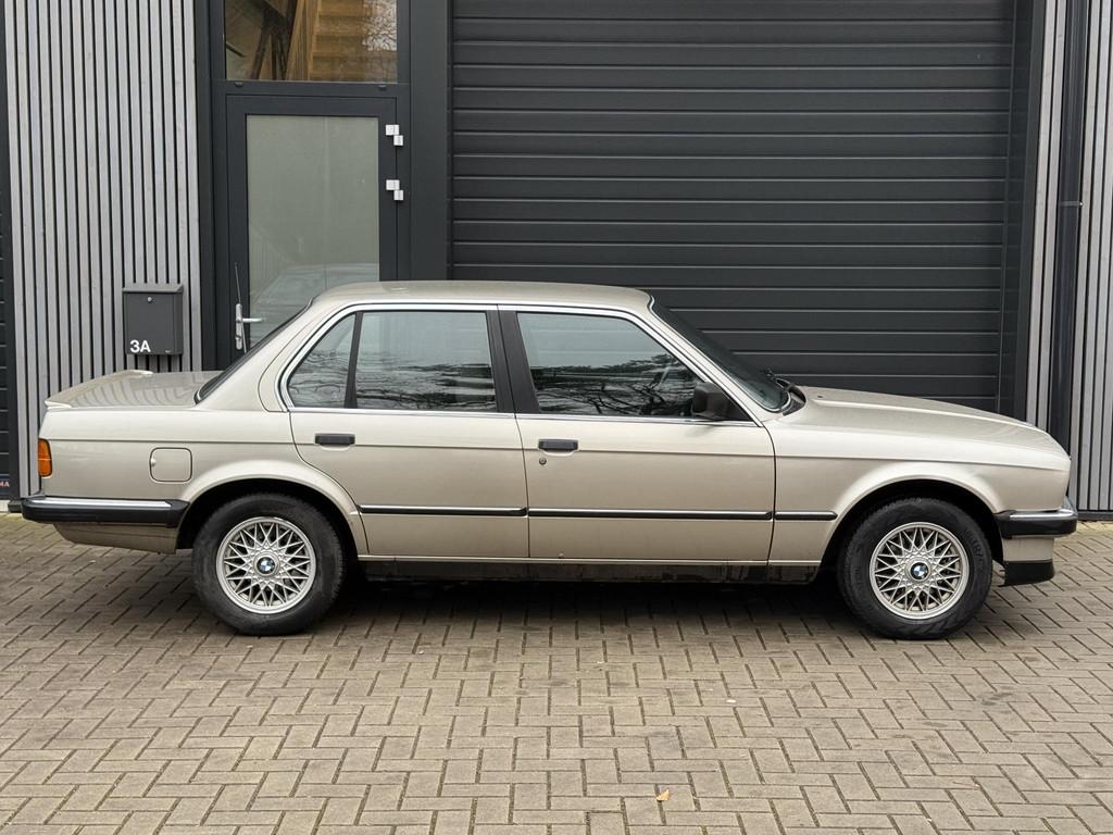 BMW 3-serie 325i, Auto's, Gebruikt, 2494 cc, 1194 kg, Handgeschakeld