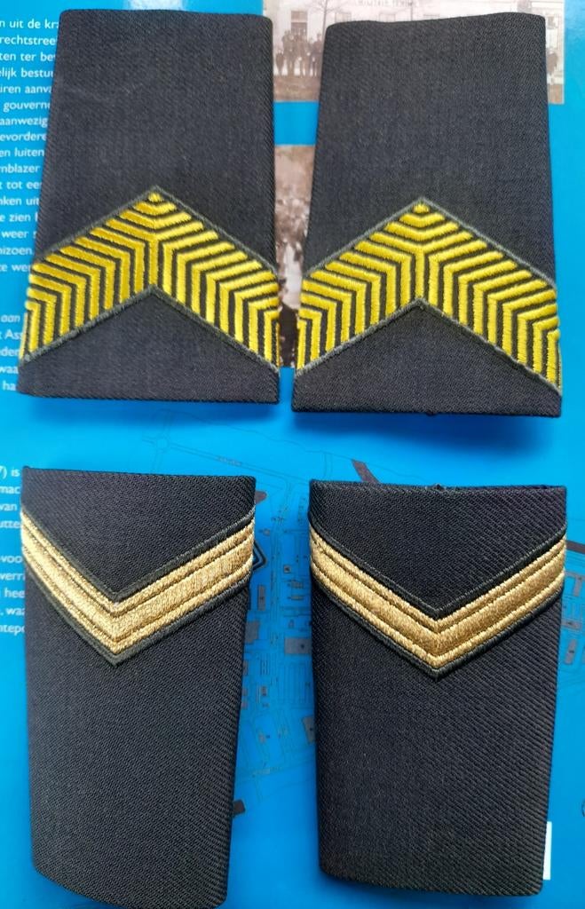 Rot kpl en sgt, Verzenden, Landmacht, Nederland, Embleem of Badge