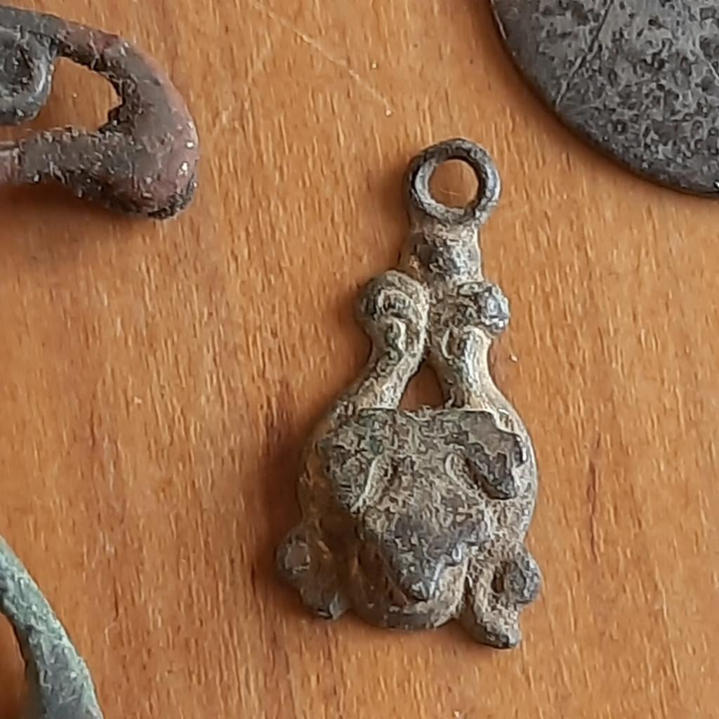 Bodemvondst Friesland Art Nouveau Sieraden Beslag, Verzenden