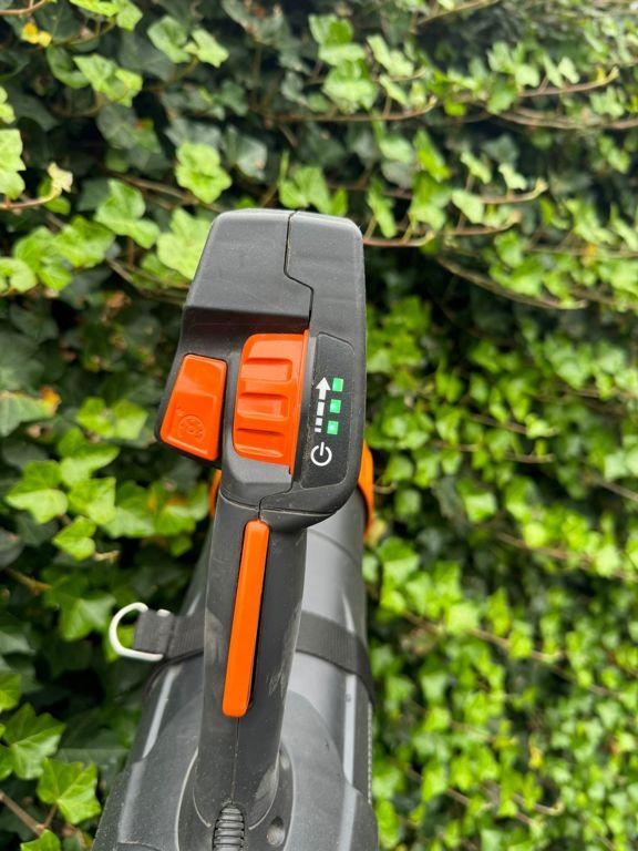 Stihl BGA 300.0 ruggedragen bladblazer - demo 2024, Gebruikt, Stihl
