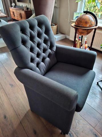 4 landelijke stoelen met wieltjes (antraciet)

 beschikbaar voor biedingen