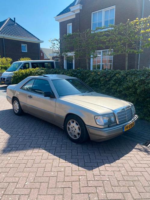 Mercedes-Benz 200-Serie 3.0 300 CE AUT U9 1987 Grijs, Auto's, Mercedes-Benz, Particulier, 200-Serie, ABS, Airconditioning, Climate control