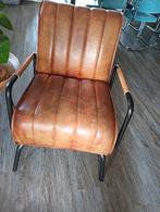 Mooie cognac kleurige leren stoel, Huis en Inrichting, Fauteuils, Gebruikt, Ophalen of Verzenden, 50 tot 75 cm, Leer